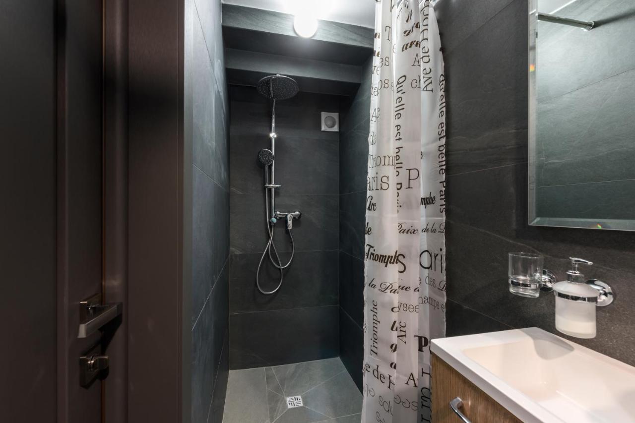 Apart Hotel Fusion Chernivtsi Luaran gambar