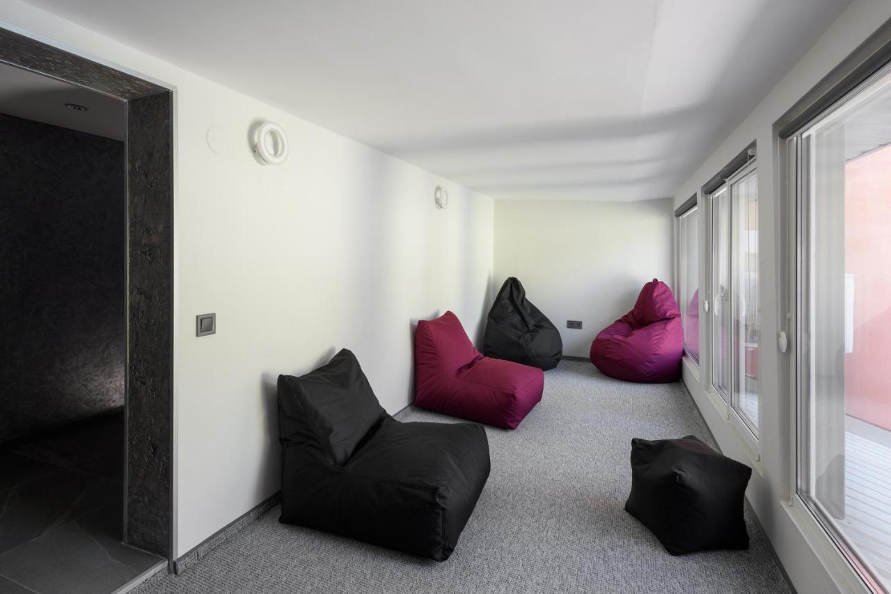 Apart Hotel Fusion Chernivtsi Luaran gambar